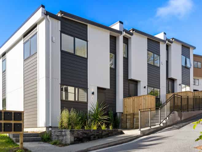 1/6 Embassy Place, Glenfield