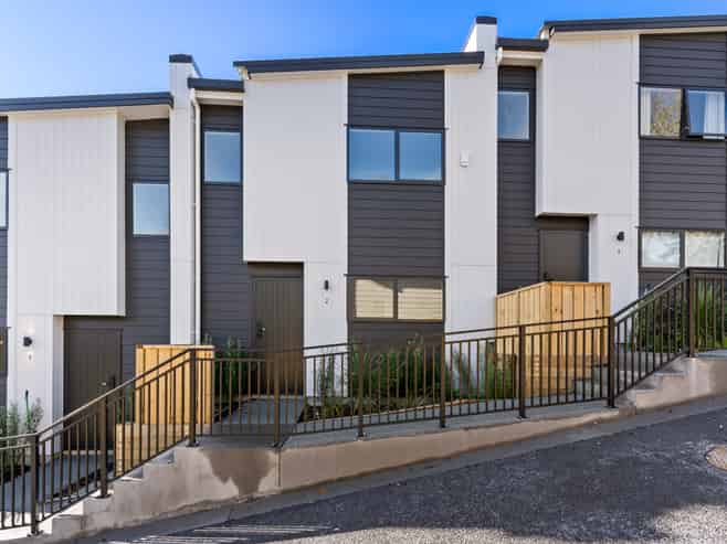 2/6 Embassy Place, Glenfield