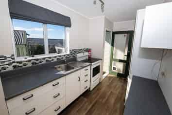 41 Outram Grove, Kelson