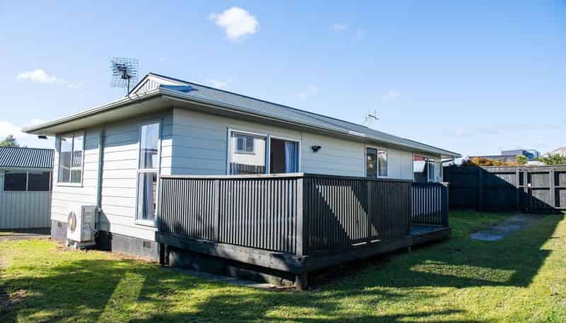 41 Outram Grove, Kelson