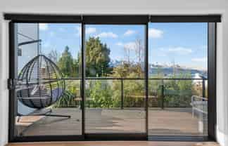5C Aspen Grove, Fernhill/Sunshine Bay