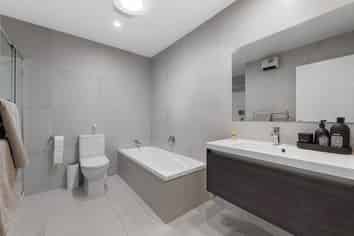 41 Bonnette Road, Flat Bush