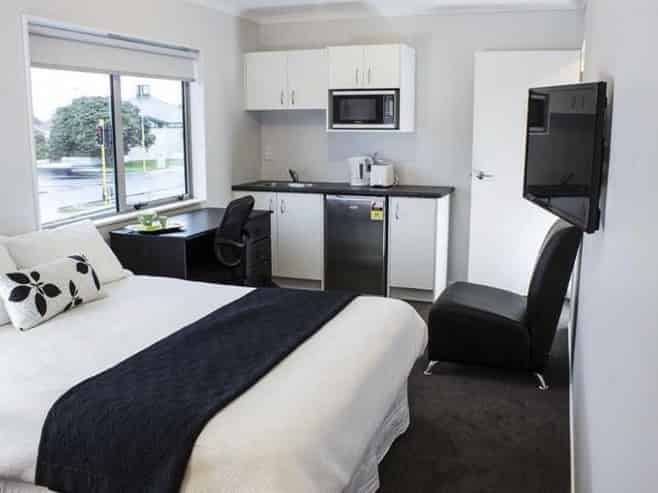 4 Room A/81 Normandy Avenue, Melville