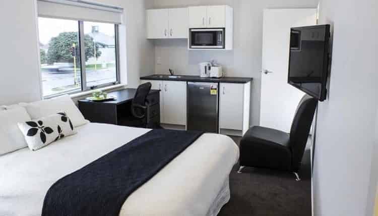 4 Room A/81 Normandy Avenue, Melville