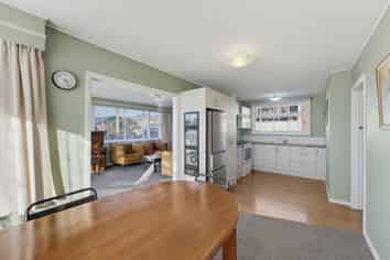 9 Grantlea Drive, Marchwiel