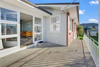 9 Grantlea Drive, Marchwiel