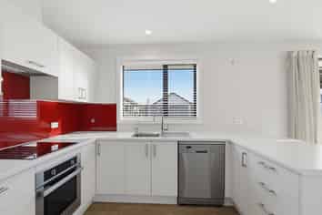 32 Willow Street, Hampstead