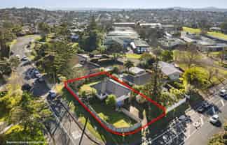 92 Stottholm Road, Titirangi