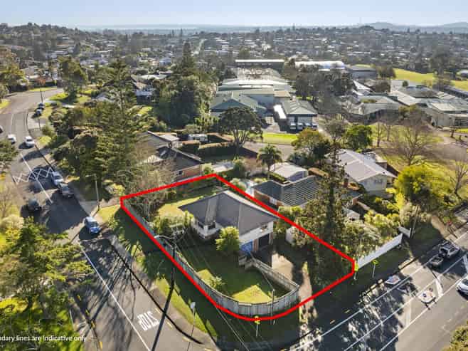 92 Stottholm Road, Titirangi