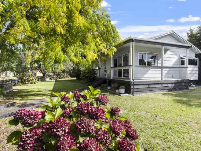 7 Garland Drive, Saint Andrews