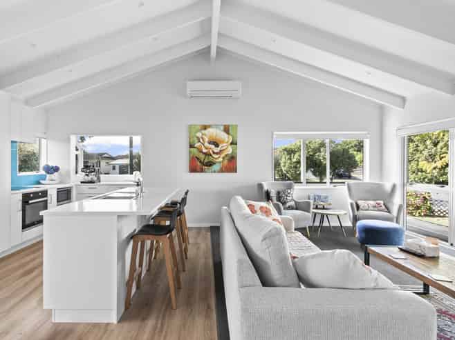 7 Garland Drive, Saint Andrews