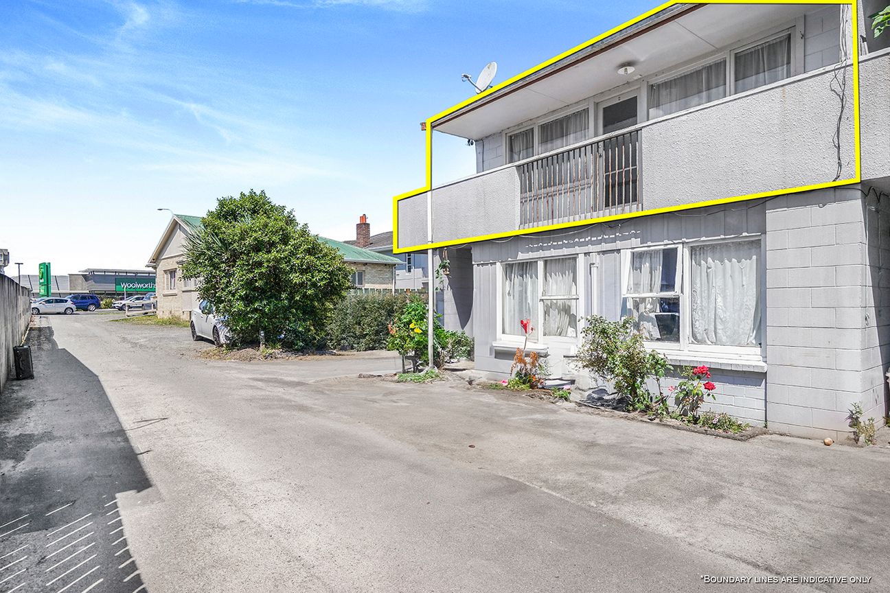 IN THE HEART OF THE CITY - NO BODY CORPORATE FEES - Aanzicht 3