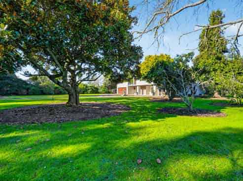 873 Waitakere Road, Kumeu