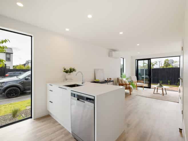 1/498 Manchester Street, Saint Albans