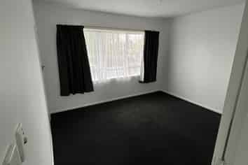 1 Bell Road, Western Heights