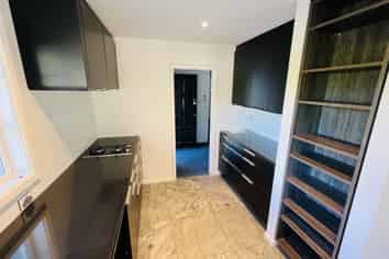 565 Yaldhurst Road, Yaldhurst