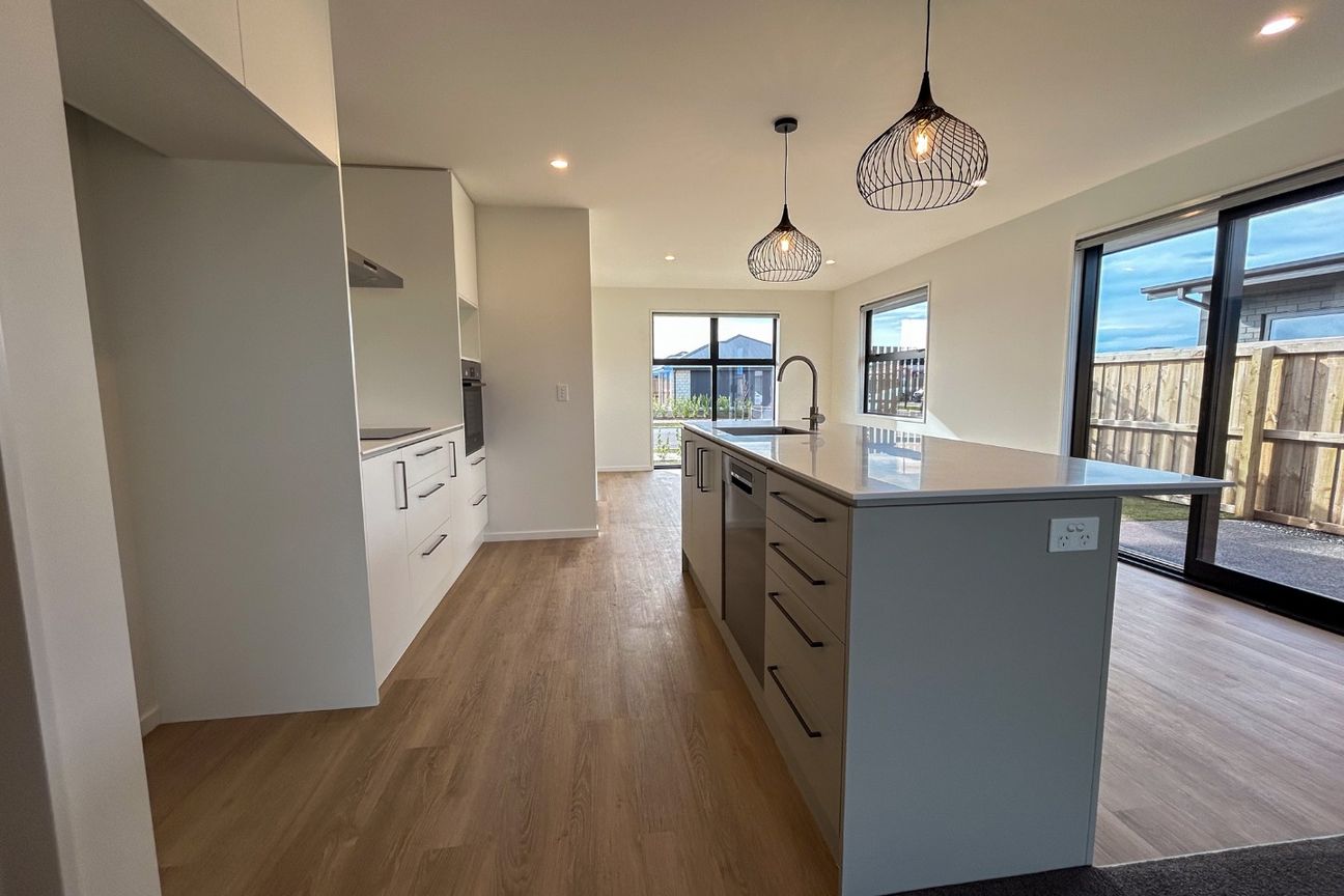 Brand new four bedroom home in Rolleston - Widok 2
