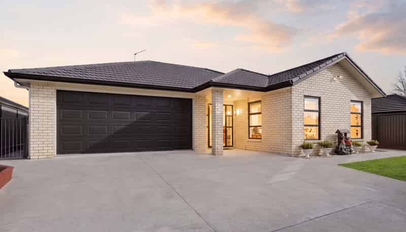 25 Stan Heather Drive, Glenview