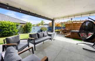 20 Sir Lincoln Drive, Kumeu