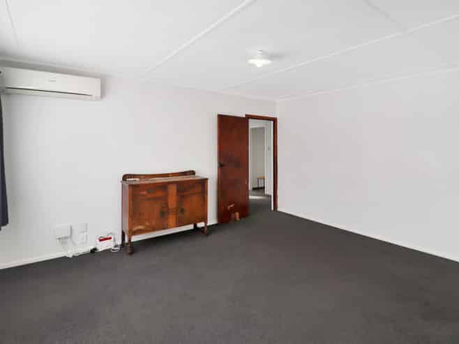7 Puketapu Grove, Waiwhetu