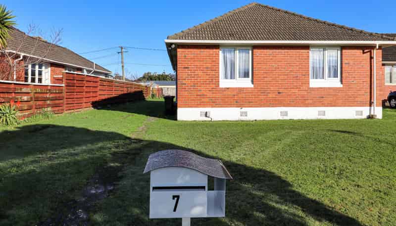 7 Puketapu Grove, Waiwhetu