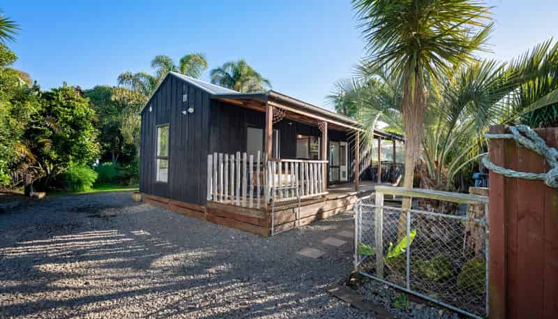 28 Cedar Road, Te Awanga