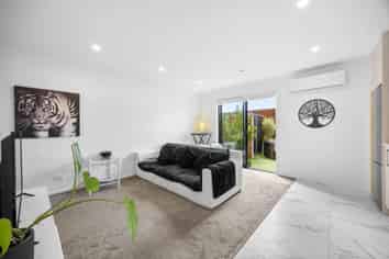10/79 Taikata Road, Te Atatu Peninsula