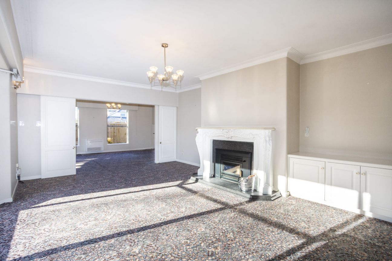 SHORT TERM ACCOMMODATION! - Vista 3