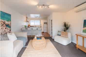 3/15a Marriner Street, Sumner