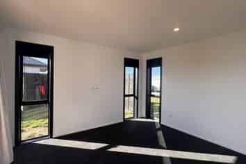 6 Westmorland Avenue, Darfield