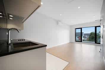 102/189 Clark Road, Hobsonville
