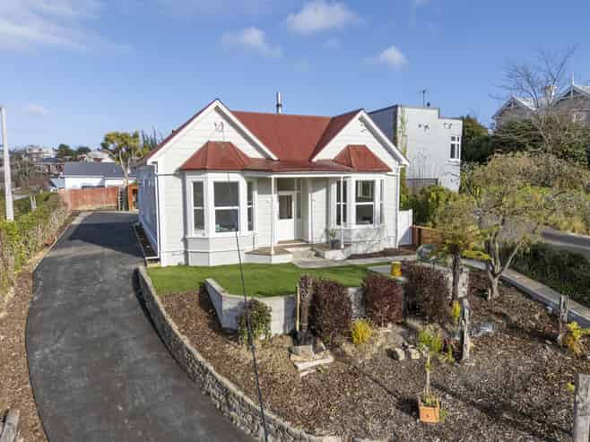 34 Argyle Street, Mornington