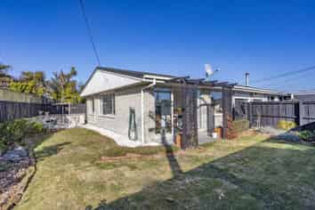 25 Fleming Street, North New Brighton