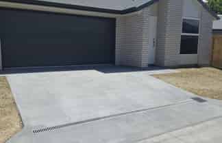 8A Gillam Crescent, Springfield