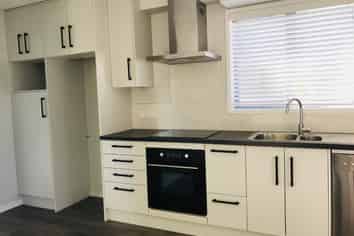 8B Paris Place, Birkenhead