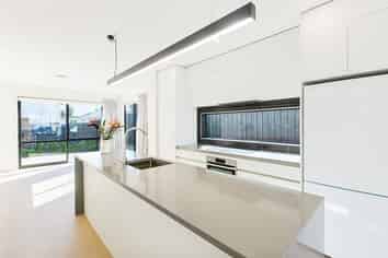 11A Range View Road, Mount Albert