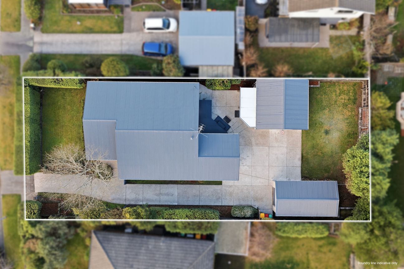 An Avonhead Classic with Investment Potential - Vista 4