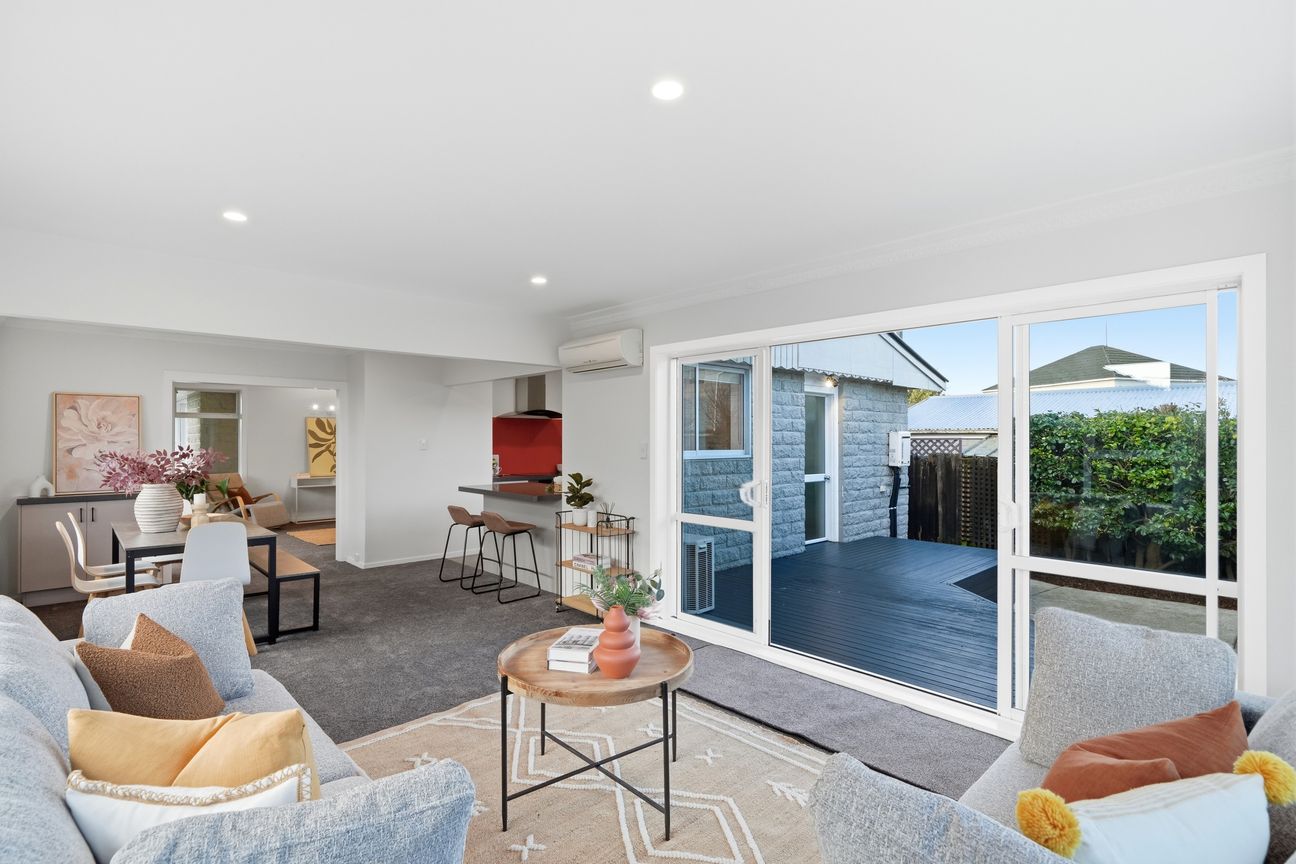 An Avonhead Classic with Investment Potential - Altro