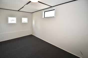 1097 Great North Road, Point Chevalier