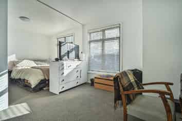 705 Massey Street, Akina