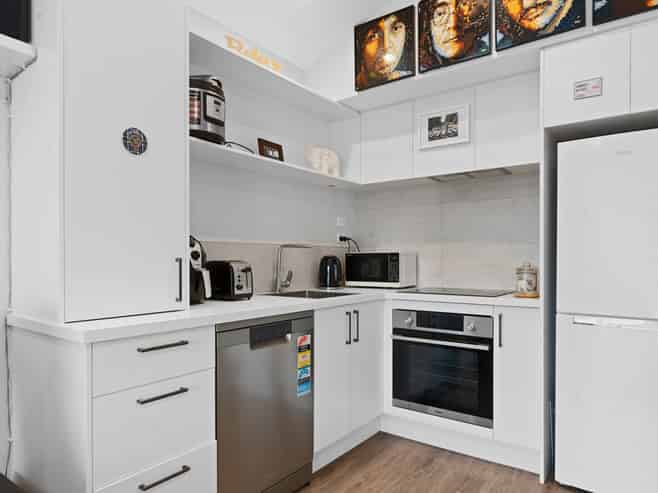 110c/30 Bob Robertson Drive, Woodend