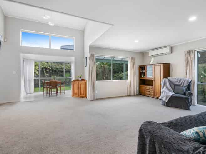 69 Donald Street, Stanmore Bay