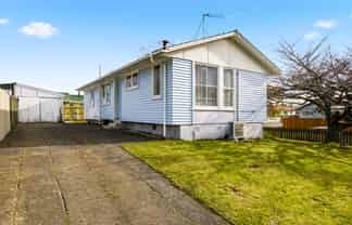 224 Te Rangitautahanga Road, Turangi