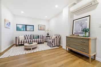 17A Kiwi Road, Point Chevalier