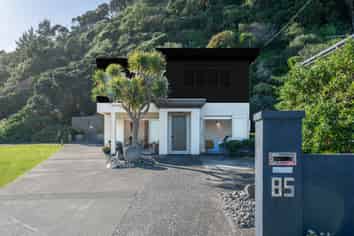 85 Moana Road, Plimmerton
