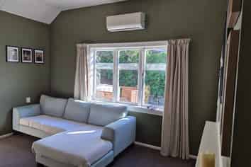 1 Cameron Road, Bluff Hill