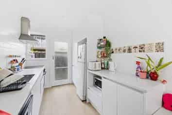 4/43 Cameron road, Hamilton East