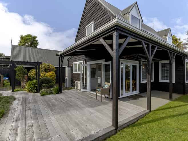 87 Dorset Avenue, Lynmouth