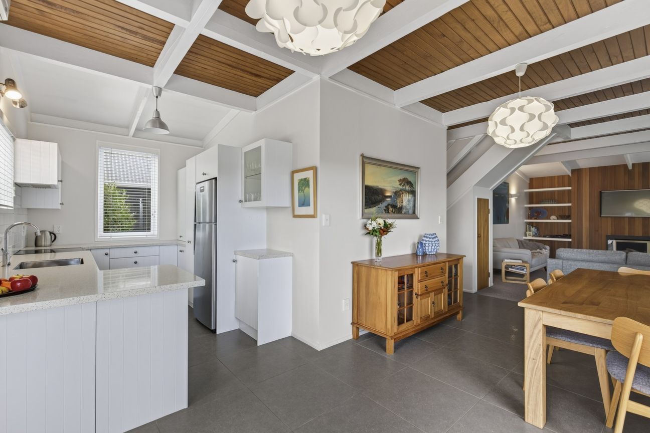 Perfectly positioned - Double Glazed Comfort – další