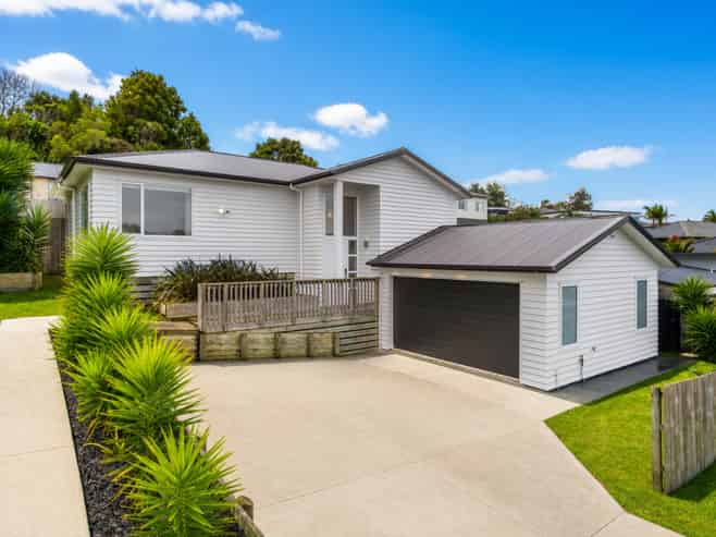 16 Jamish Drive, Warkworth